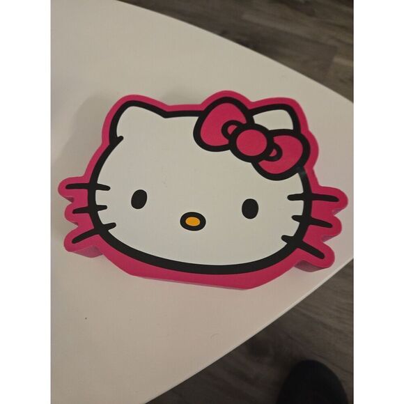 Hello Kitty by Sanrio bundle - Picture 3 of 7